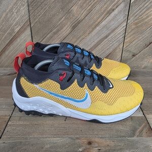 Nike Wildhorse 7 Mens Athletic Outdoor Running Shoes Size 10.5 Dark Sulfur